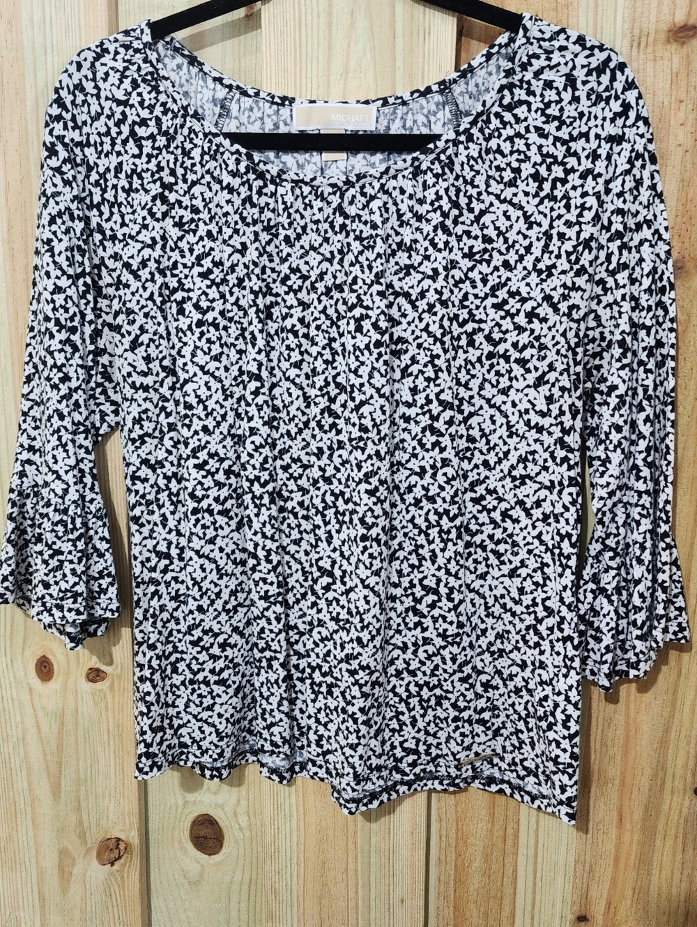 Michaels Kors Black and White Patterned With Flowers  Tunic Top. BRAND NEW